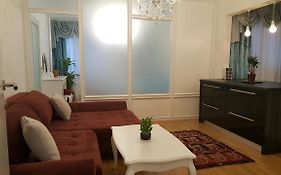 E&E Apartments 4* Arena Stozice